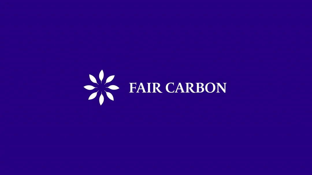 The Fair Carbon lockup on deep marine purple